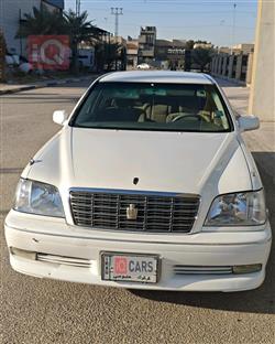 تۆیۆتا کراون